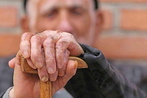 مردان در جهان عمر كوتاه تری نسبت به زنان دارند